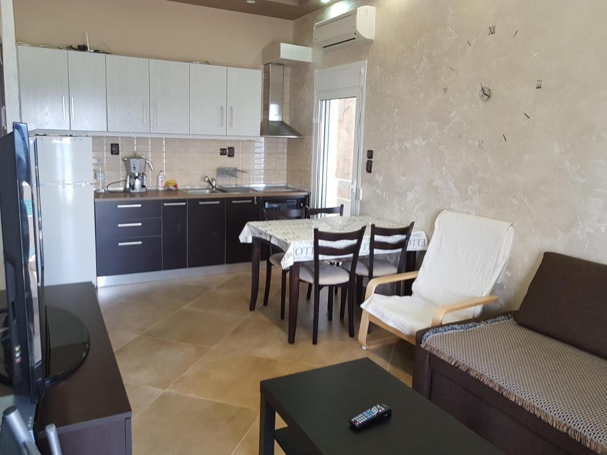 Luxury Apartment On The First Line ! Nea Kallikrateia Екстер'єр фото